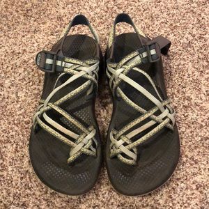 Chacos size 8